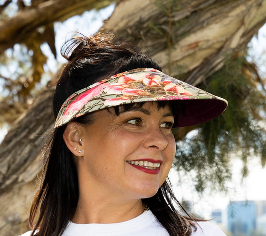Lady wearing the wide-brimmed Florence sun visor from Wild Things Lifestyle. 